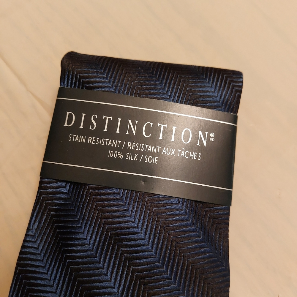 Brand new silk tie